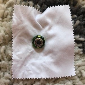Super cute green spotted pandora charm 🐢